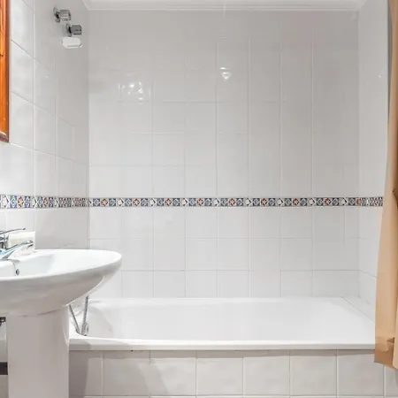 Home2book Bright Retreat With Pool, Sardina Daire Gáldar